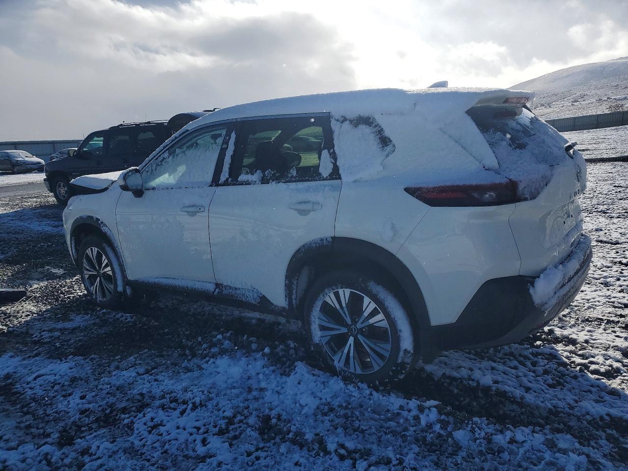 2023 NISSAN ROGUE SV photo 2