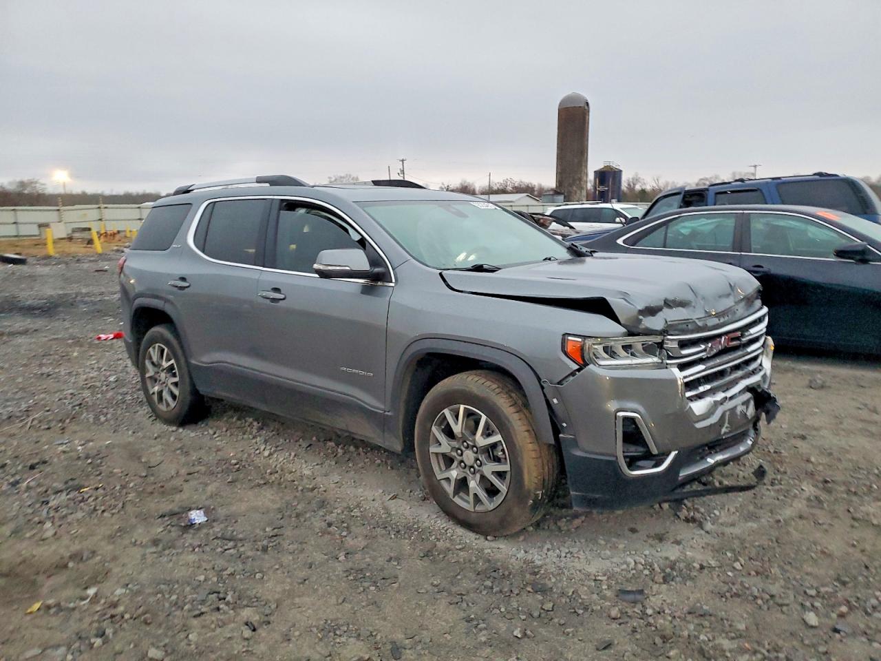 2021 GMC ACADIA SLT photo 4
