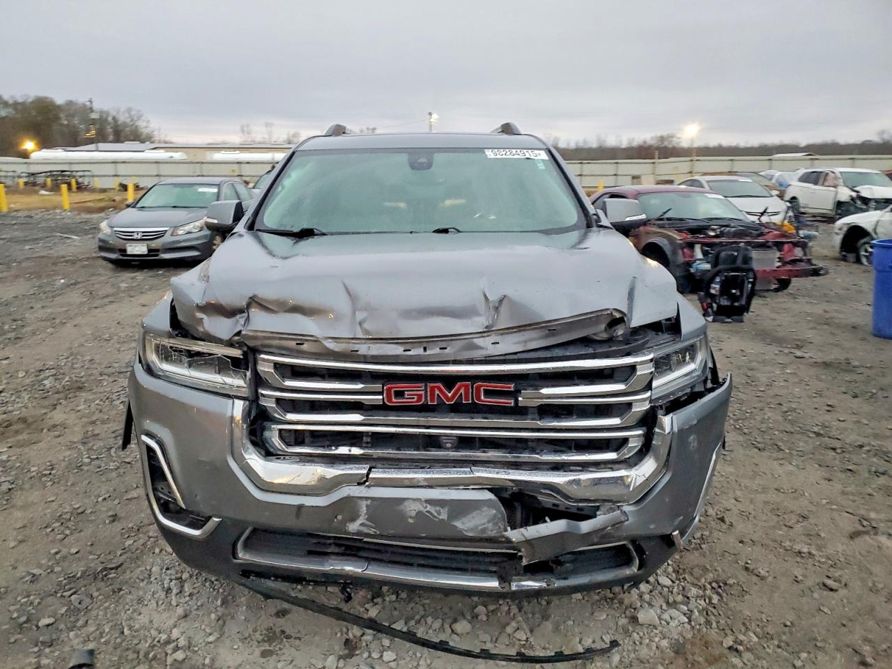 2021 GMC ACADIA SLT photo 5