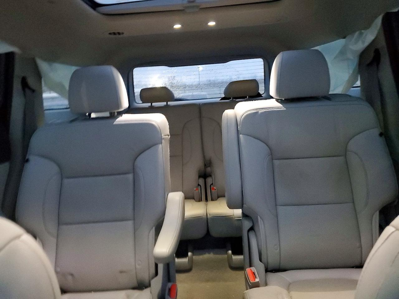 2021 GMC ACADIA SLT photo 10