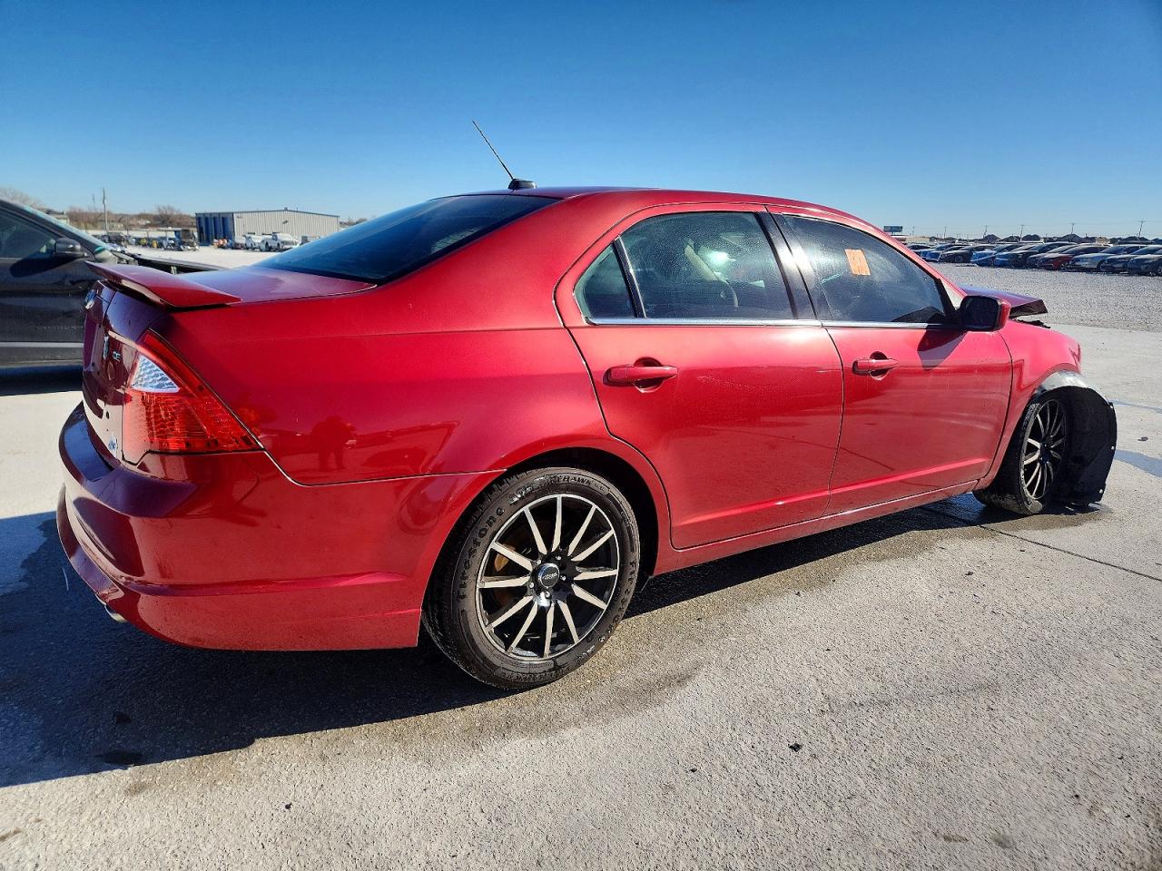 2011 FORD FUSION SE photo 3
