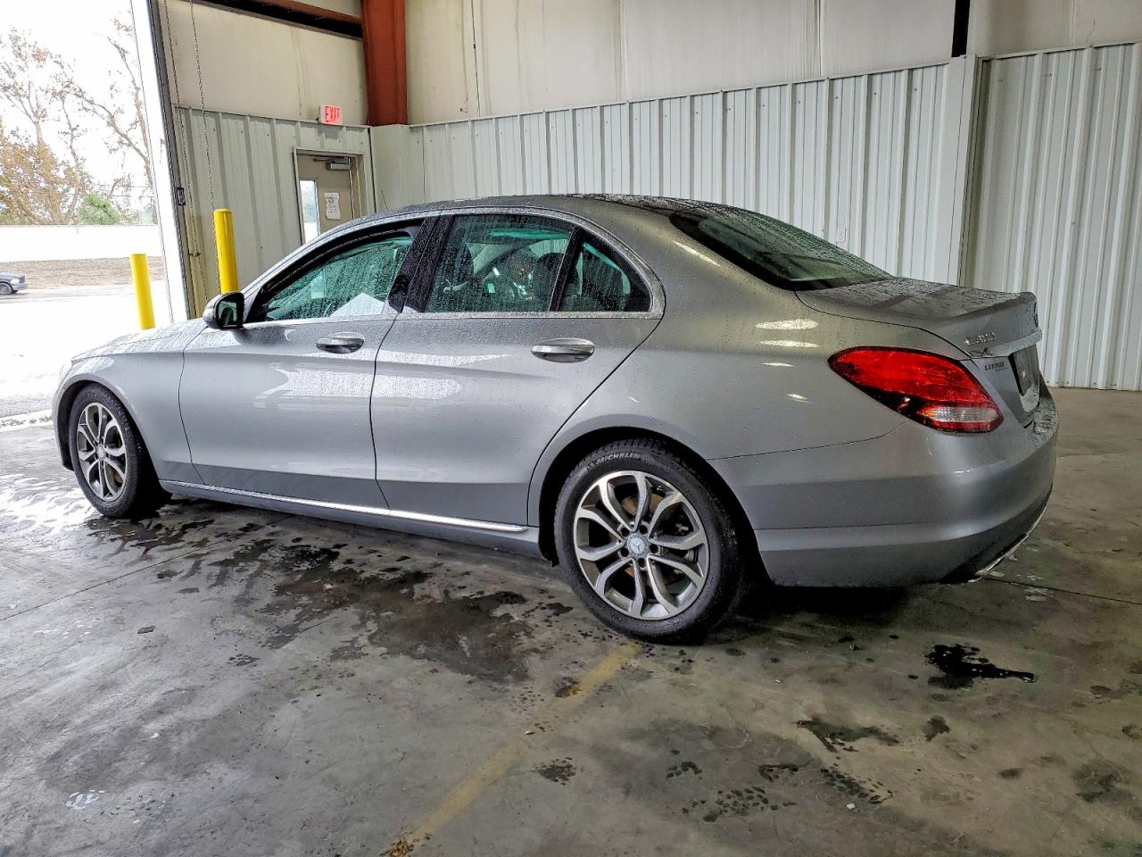 2015 MERCEDES-BENZ C 300 photo 2