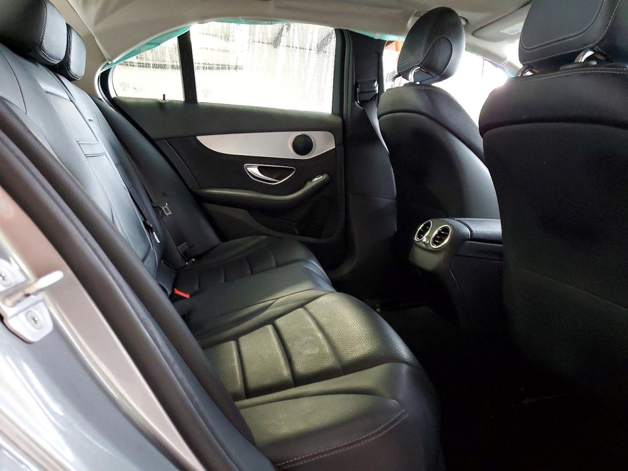 2015 MERCEDES-BENZ C 300 photo 10