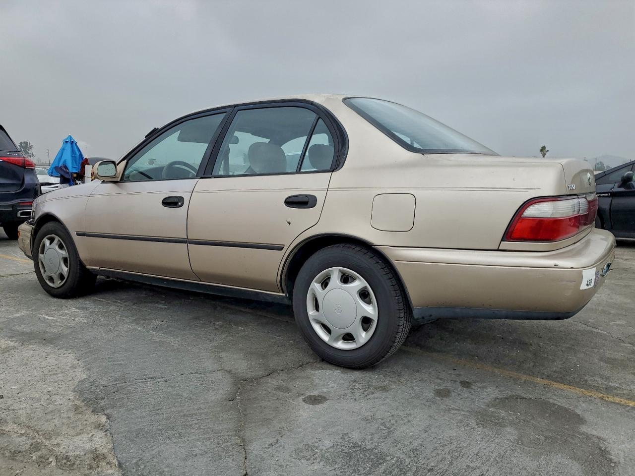 1997 TOYOTA COROLLA DX photo 2