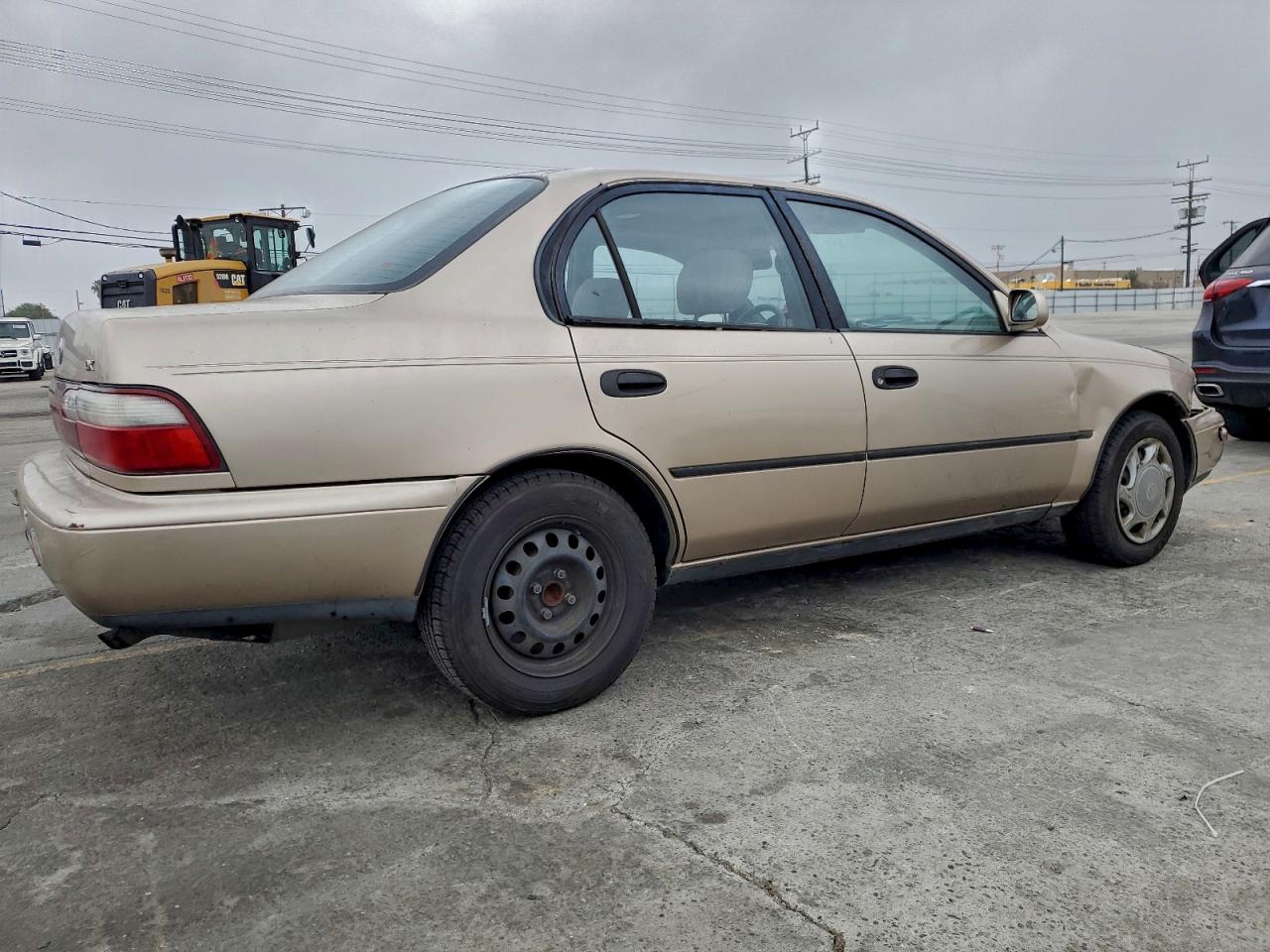1997 TOYOTA COROLLA DX photo 3
