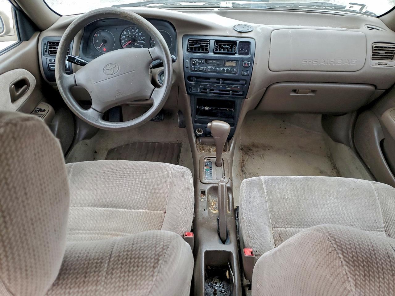 1997 TOYOTA COROLLA DX photo 8