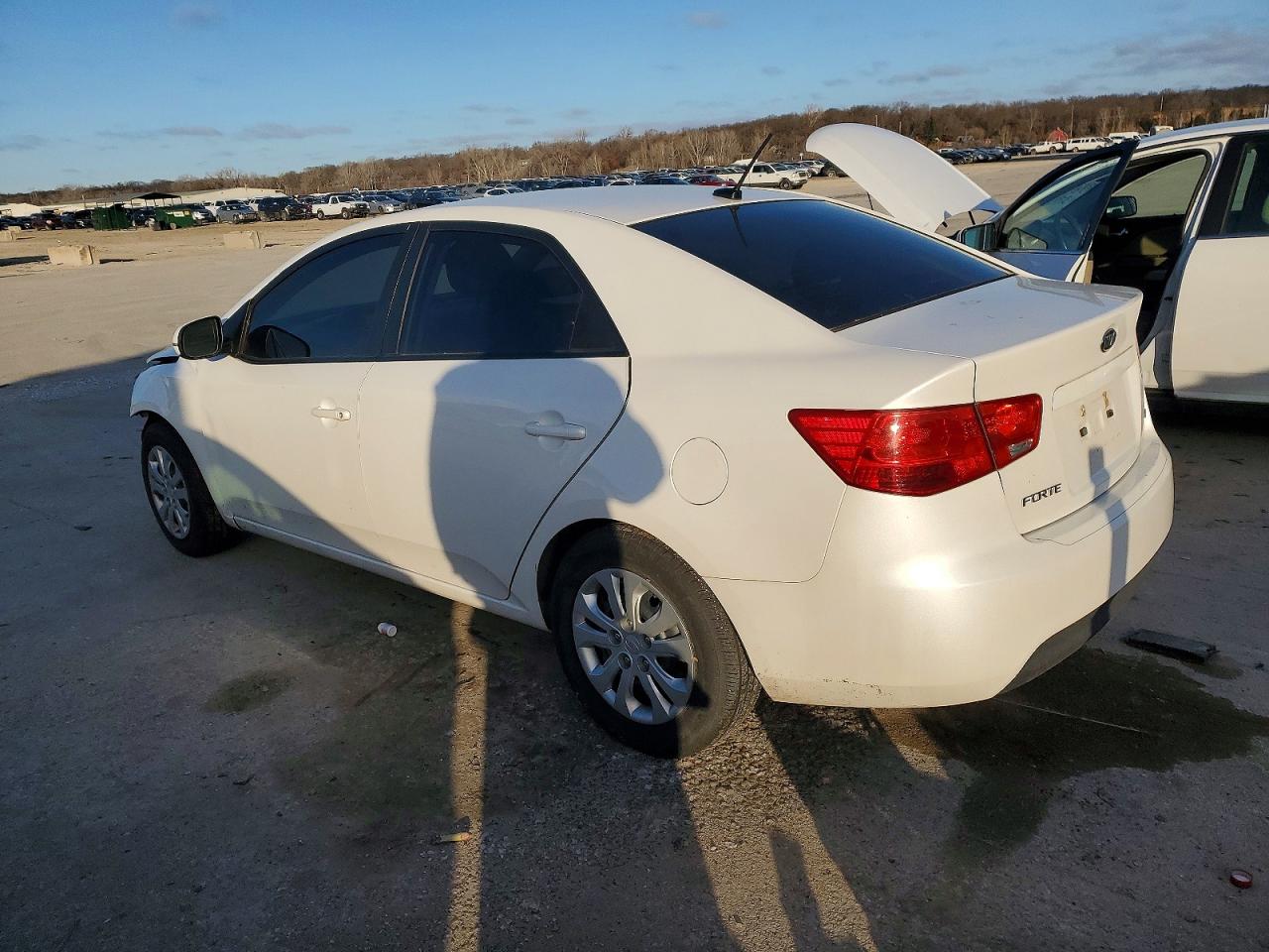 2013 KIA FORTE EX photo 2