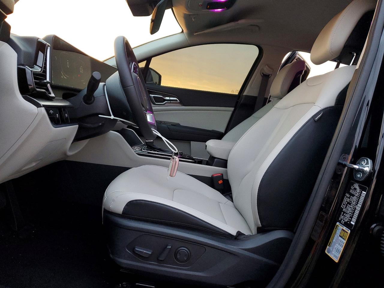 2025 KIA SPORTAGE EX photo 13