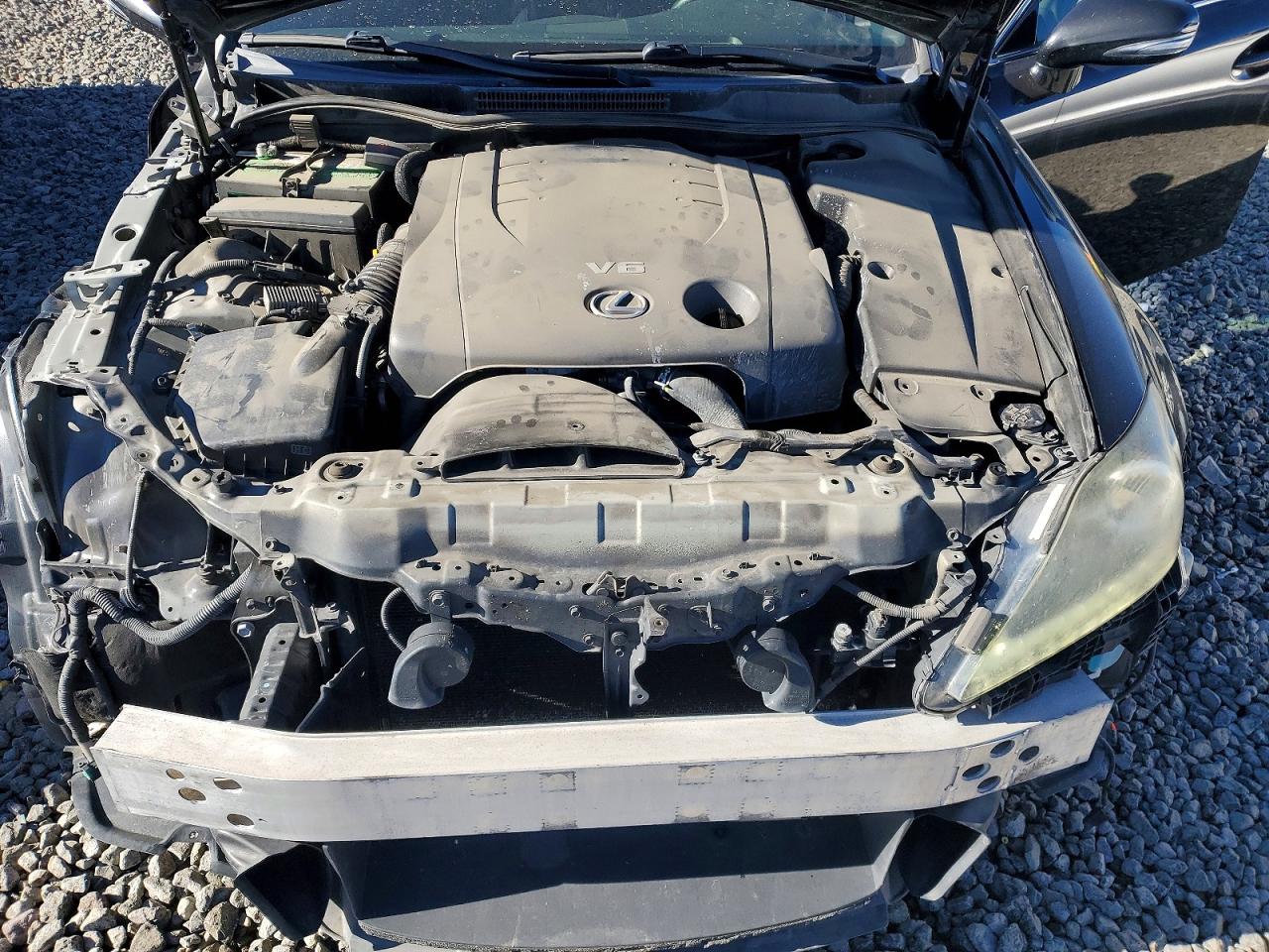 2012 LEXUS IS 250 photo 11