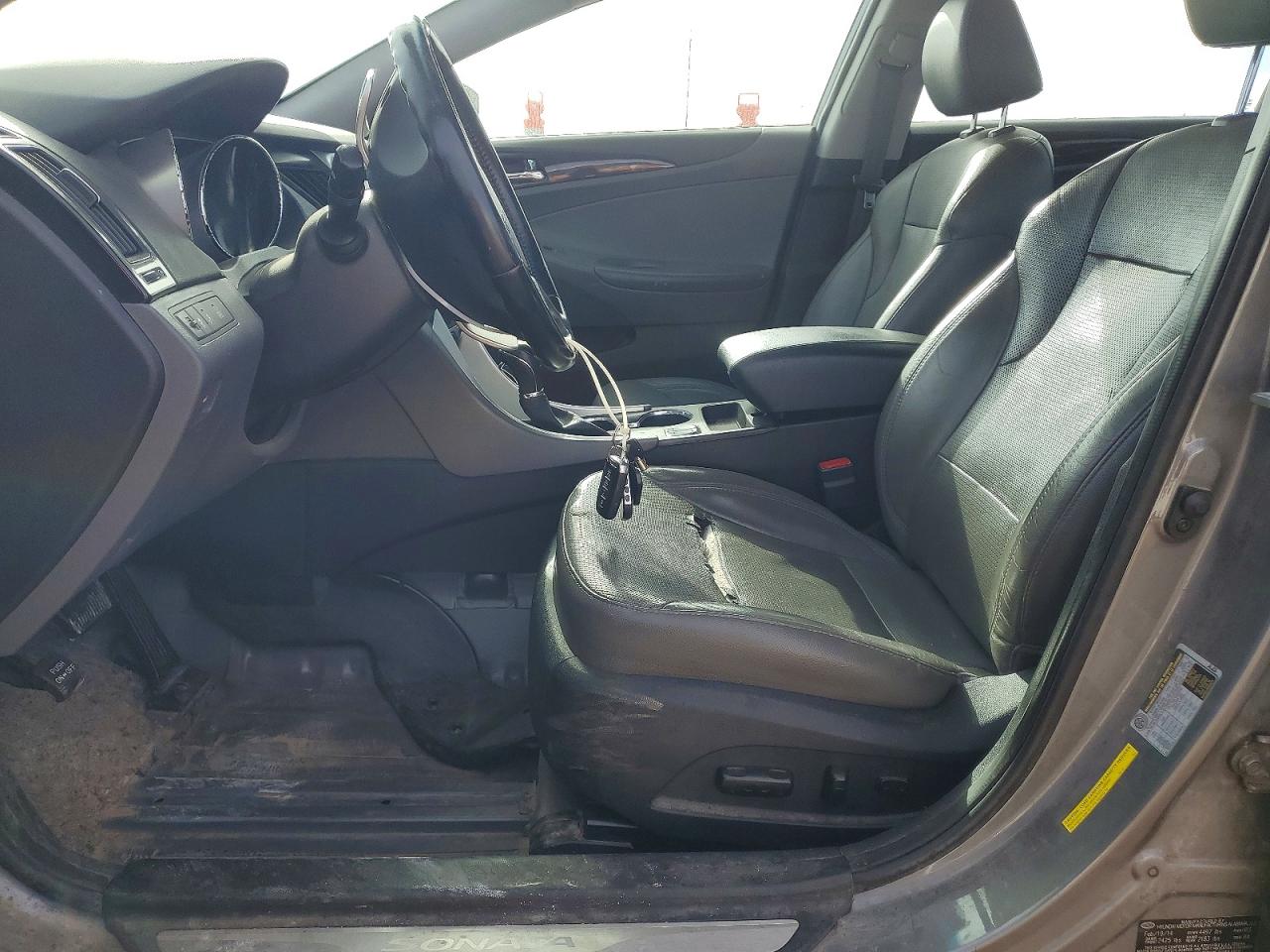 2014 HYUNDAI SONATA photo 7