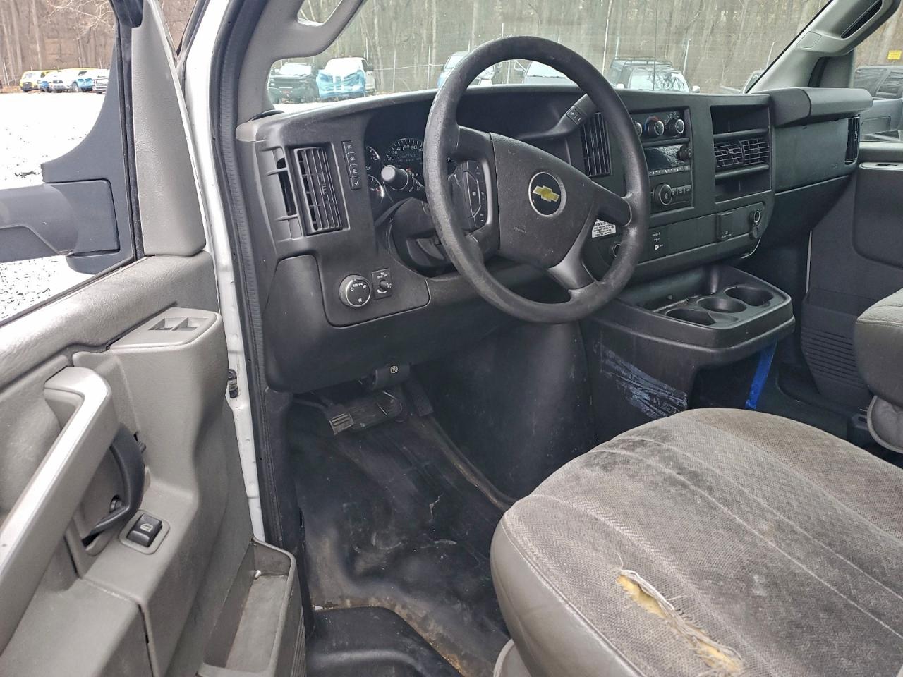 2016 CHEVROLET EXPRESS G3500 photo 8