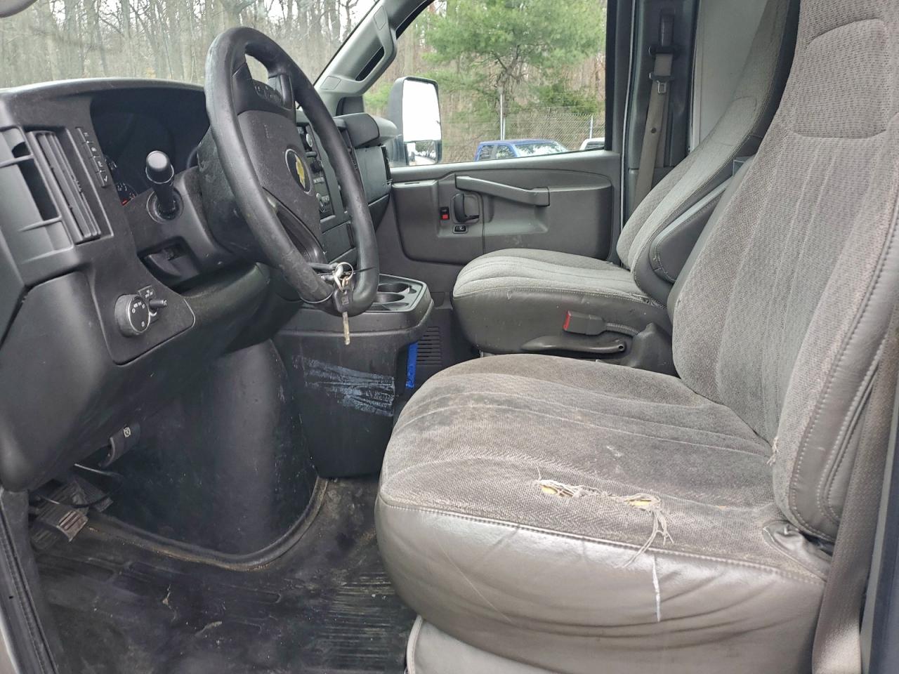 2016 CHEVROLET EXPRESS G3500 photo 7