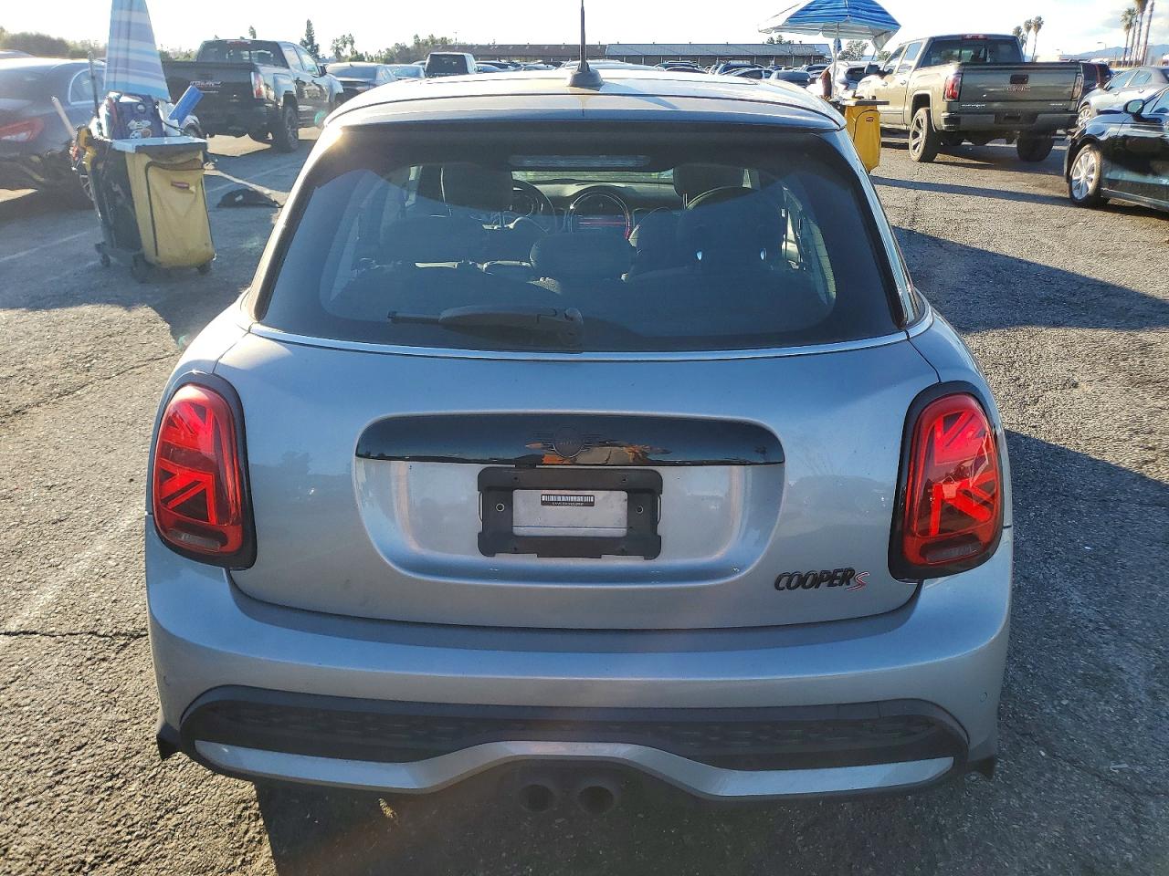 2024 MINI COOPER S photo 6