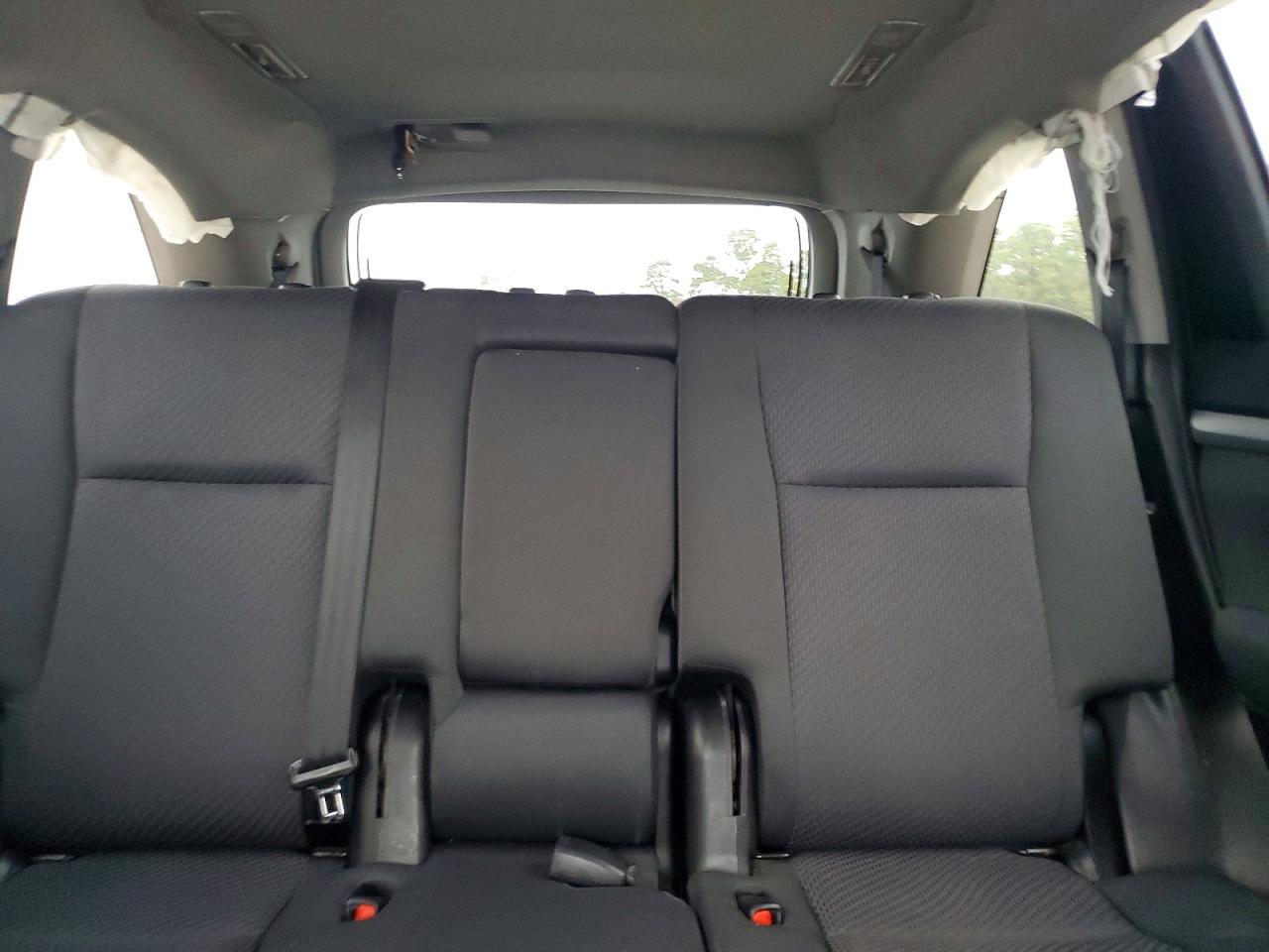 2019 TOYOTA HIGHLANDER LE photo 10