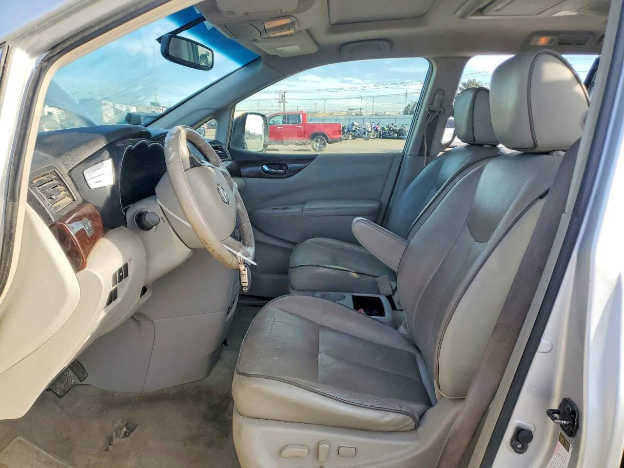 2013 NISSAN QUEST S photo 7