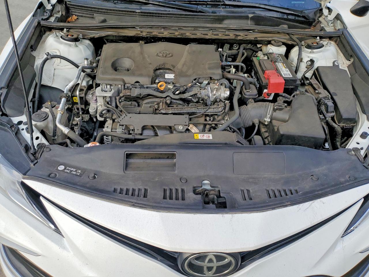 2021 TOYOTA CAMRY LE photo 11
