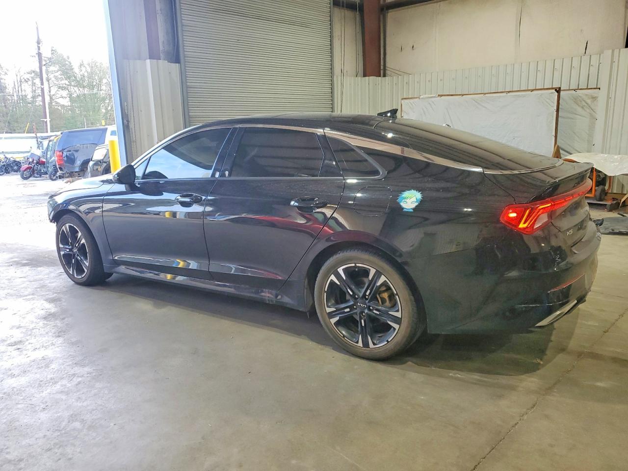 2023 KIA K5 GT LINE photo 2