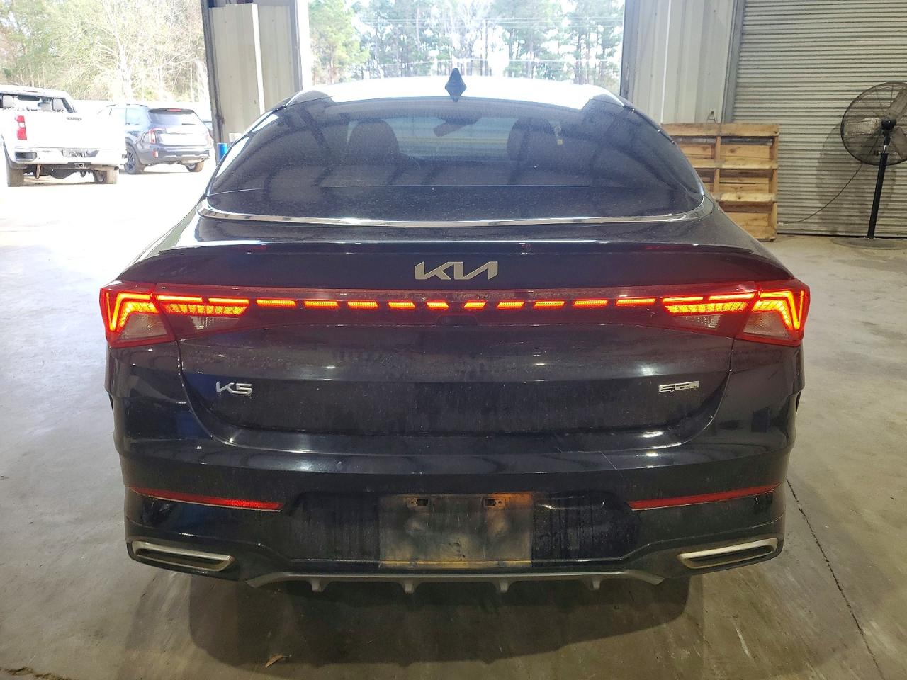 2023 KIA K5 GT LINE photo 6