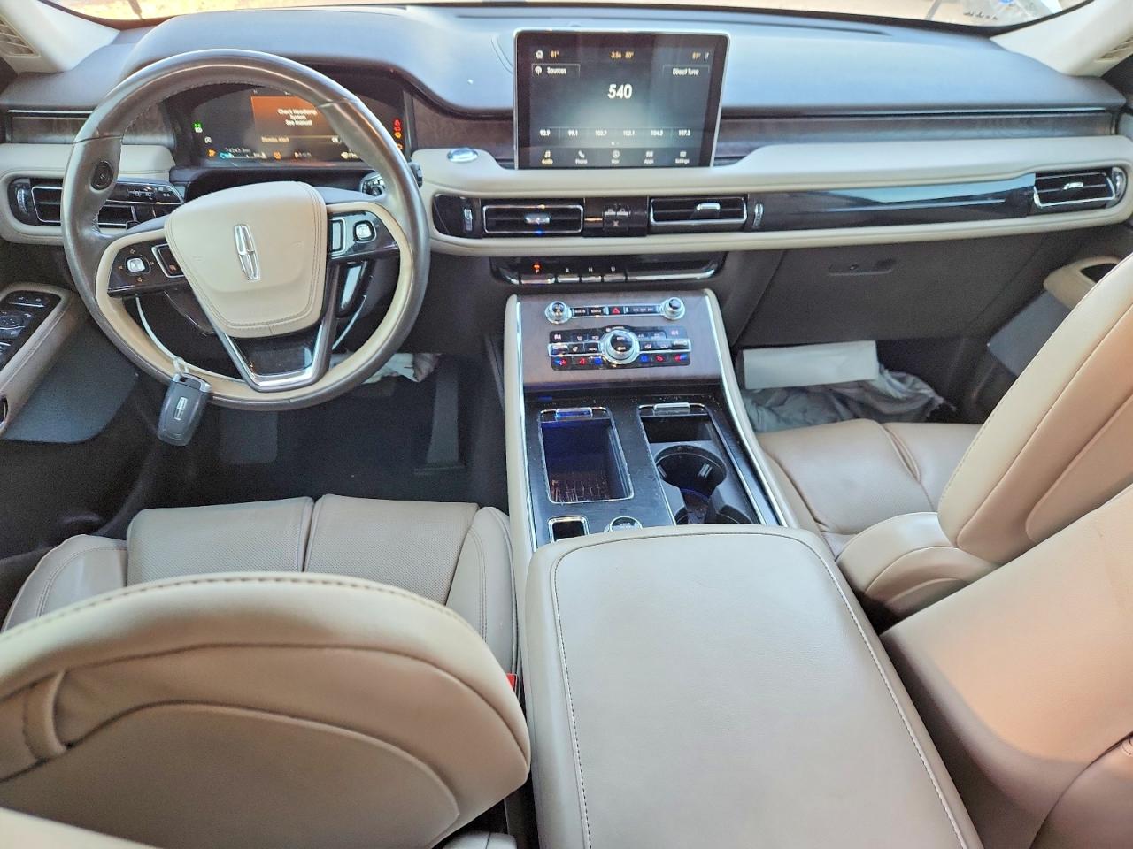 2020 LINCOLN AVIATOR RESERVE photo 8