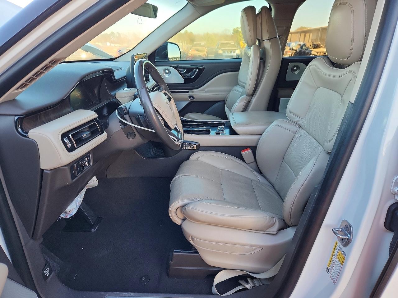 2020 LINCOLN AVIATOR RESERVE photo 7