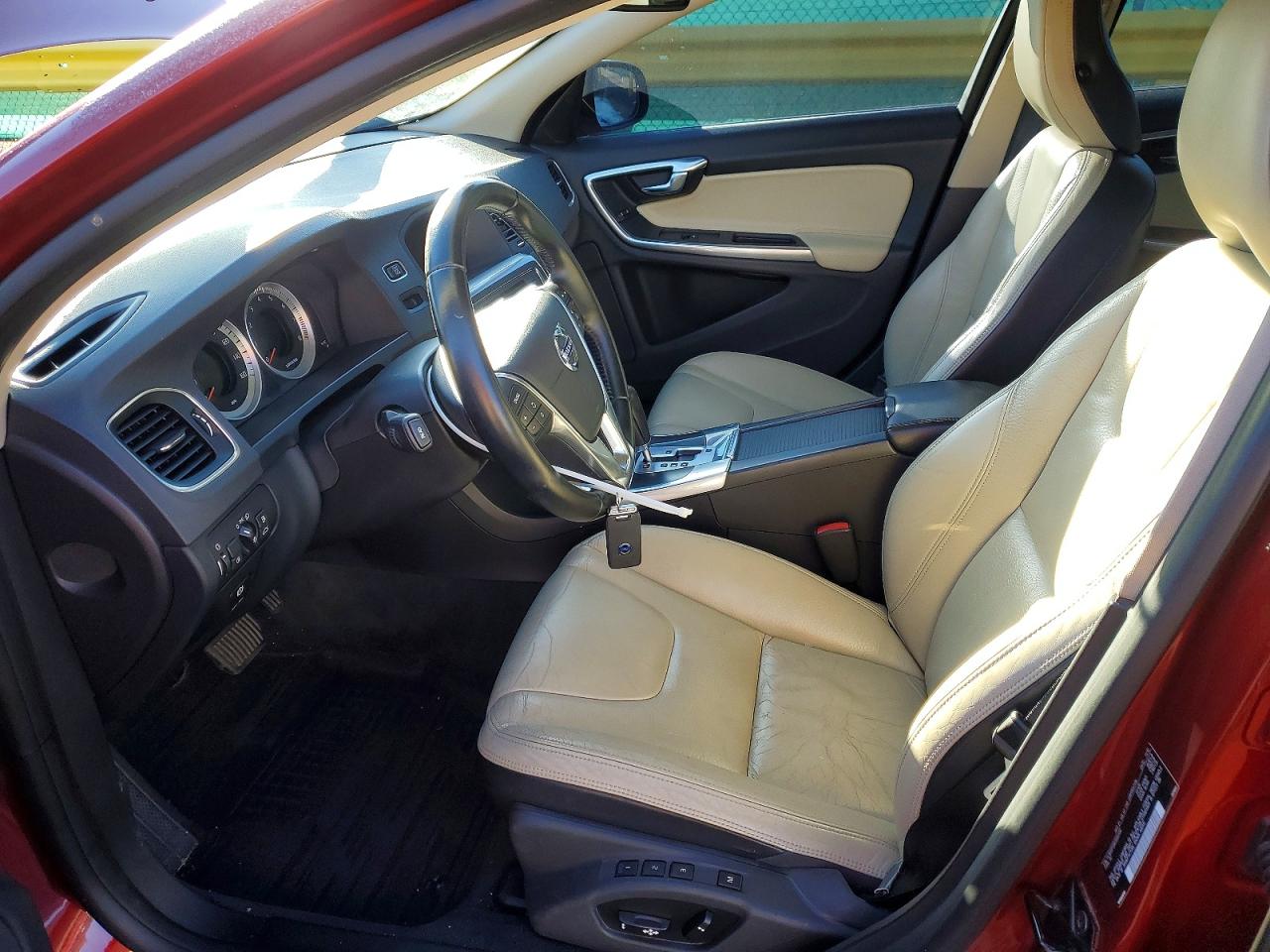 2012 VOLVO S60 T5 photo 7