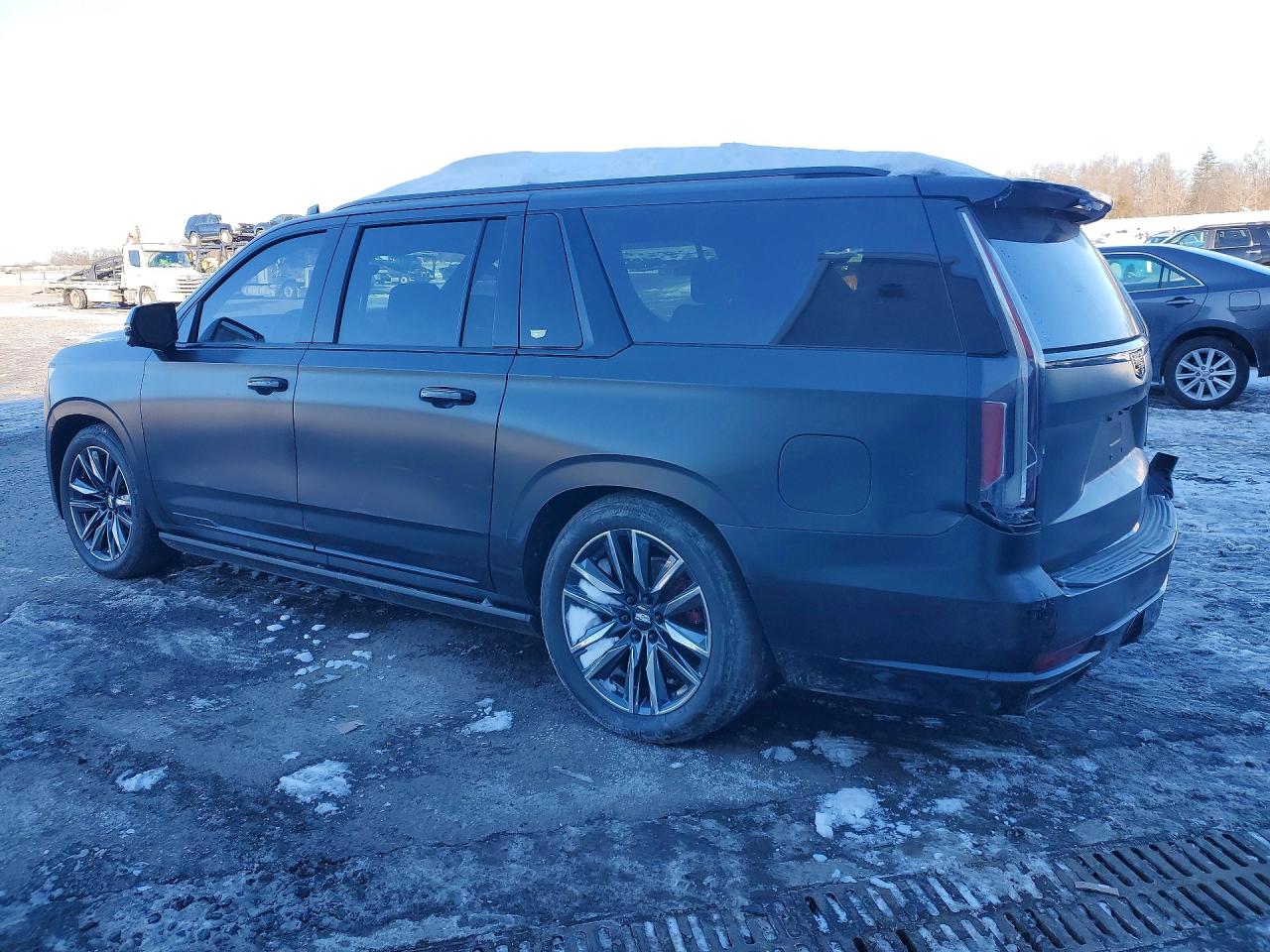 2021 CADILLAC ESCALADE ESV SPORT photo 2