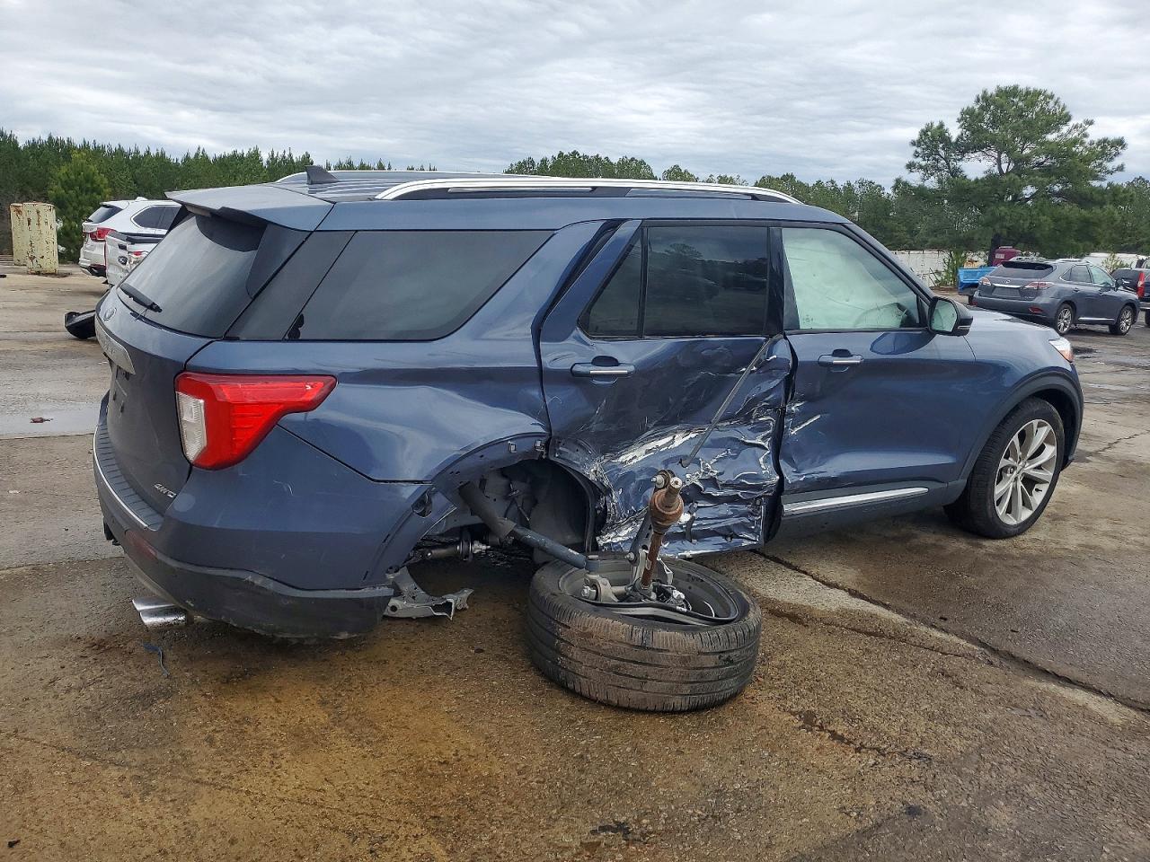 2021 FORD EXPLORER PLATINUM photo 3