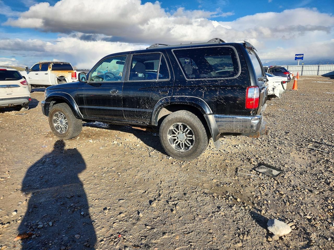 2002 TOYOTA 4RUNNER SR5 photo 2