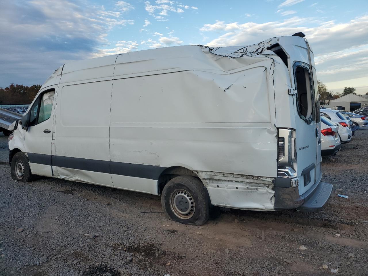 2021 MERCEDES-BENZ SPRINTER 2500 photo 2