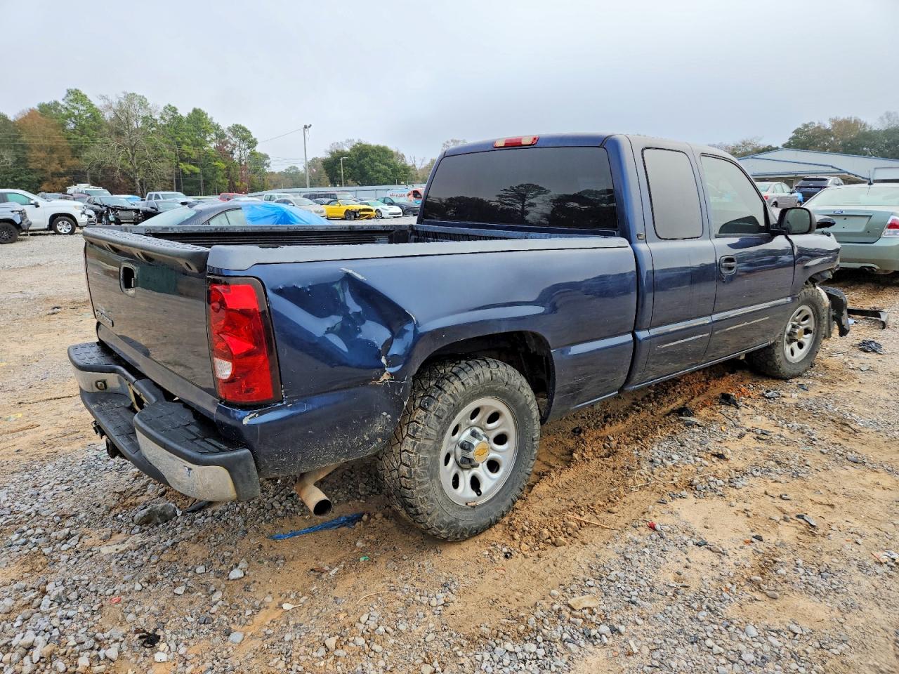 2006 CHEVROLET SILVERADO C1500 photo 3