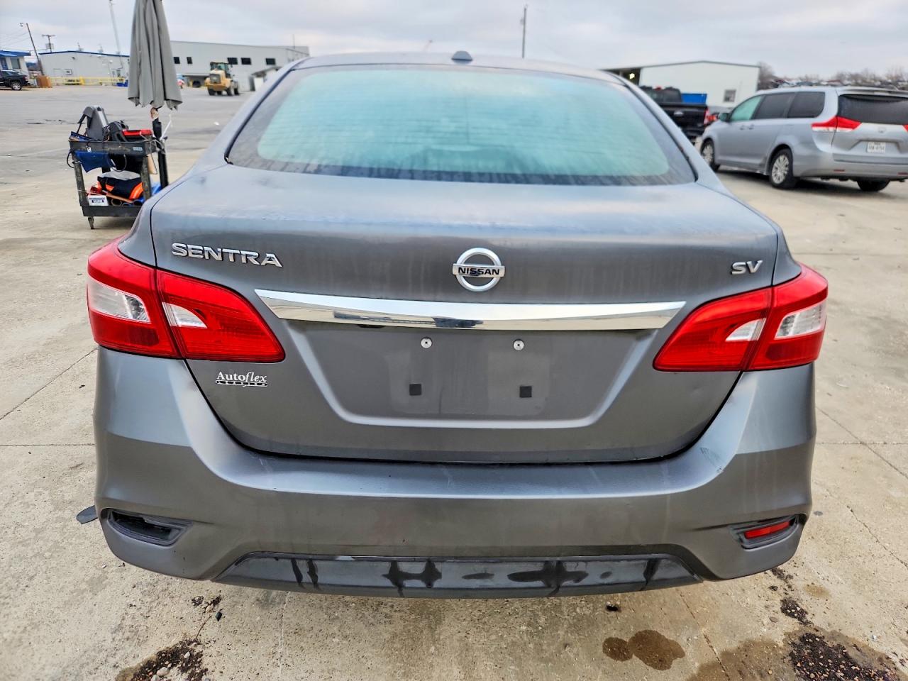 2017 NISSAN SENTRA SV photo 11