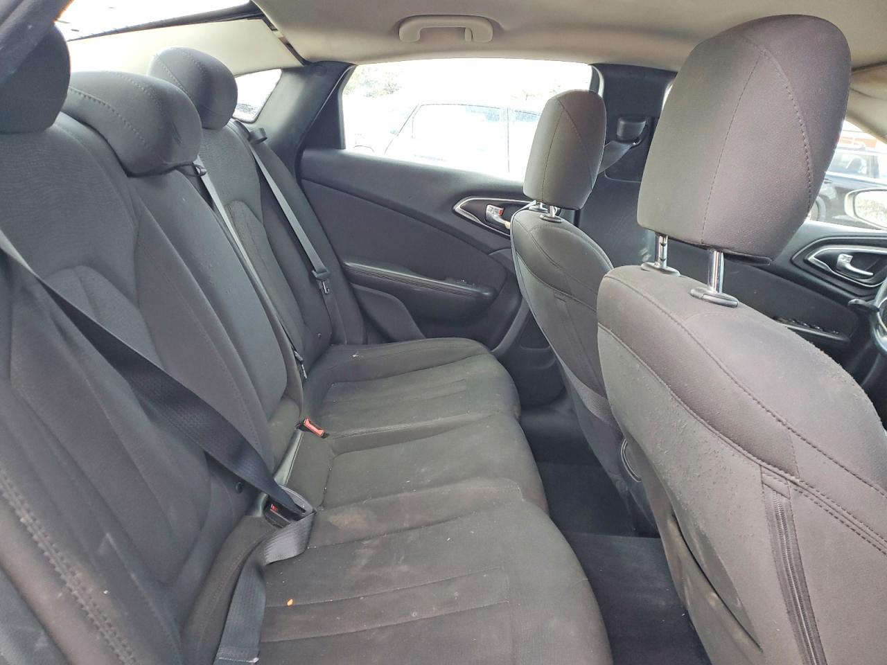 2015 CHRYSLER 200 LIMITED photo 10