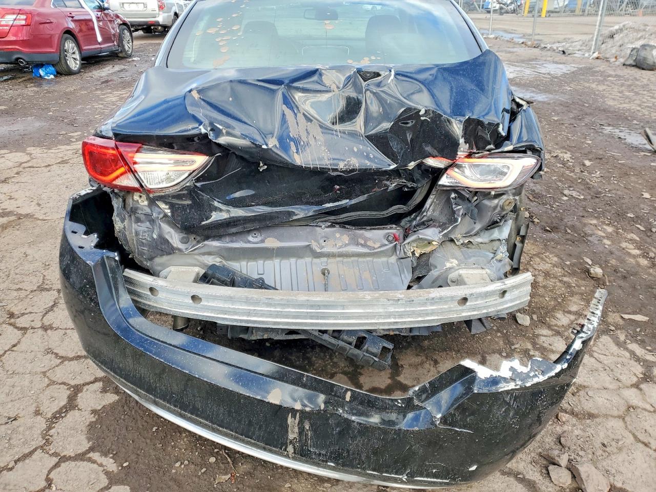 2015 CHRYSLER 200 LIMITED photo 6