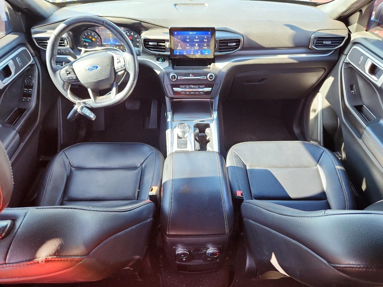 2020 FORD EXPLORER XLT photo 8