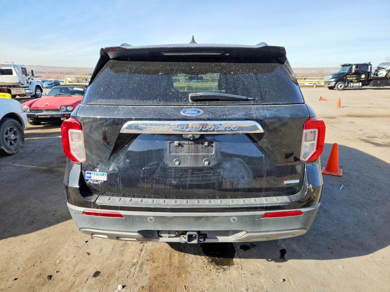 2020 FORD EXPLORER XLT photo 6