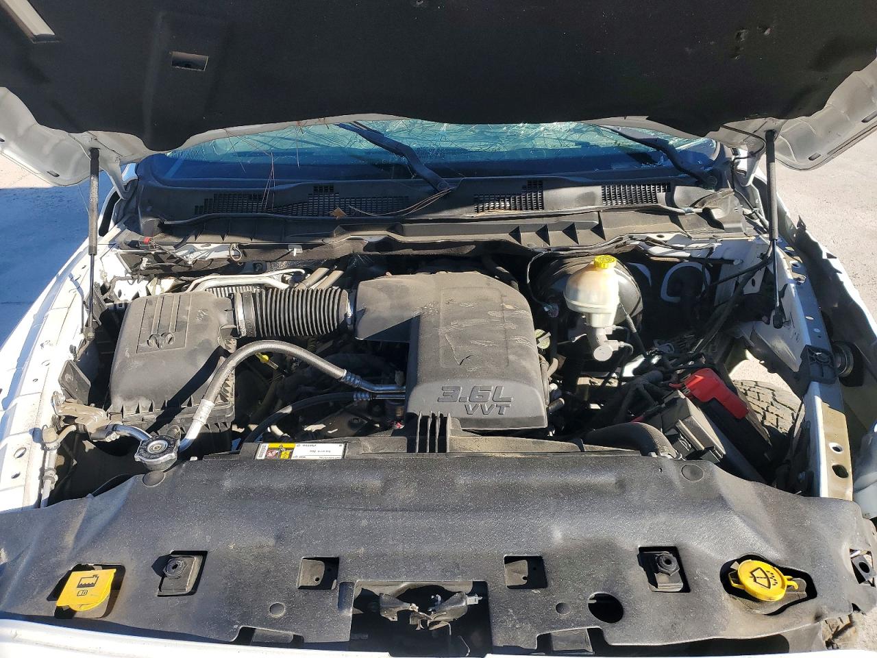 2016 RAM 1500 ST photo 11