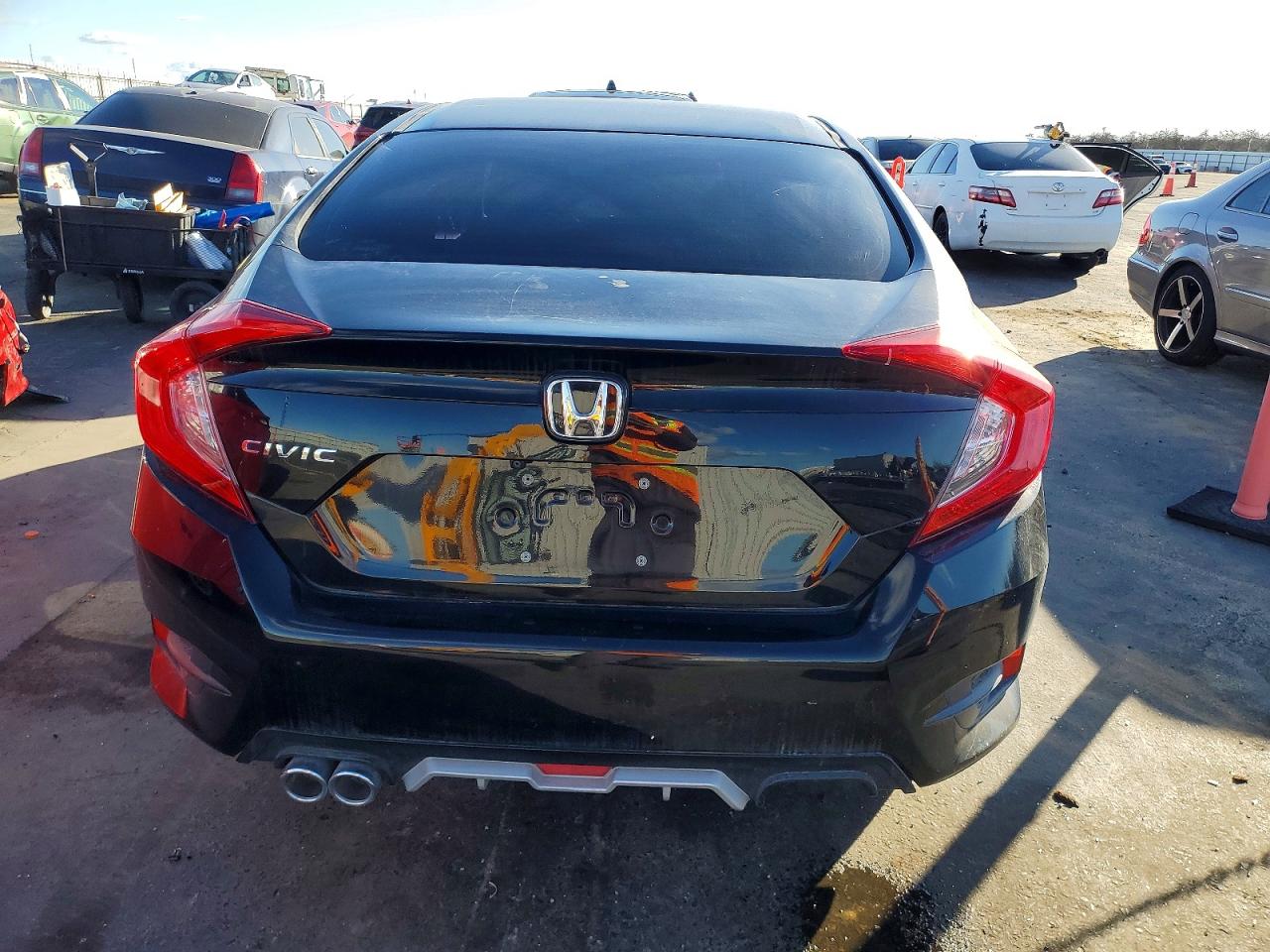2020 HONDA CIVIC LX photo 6