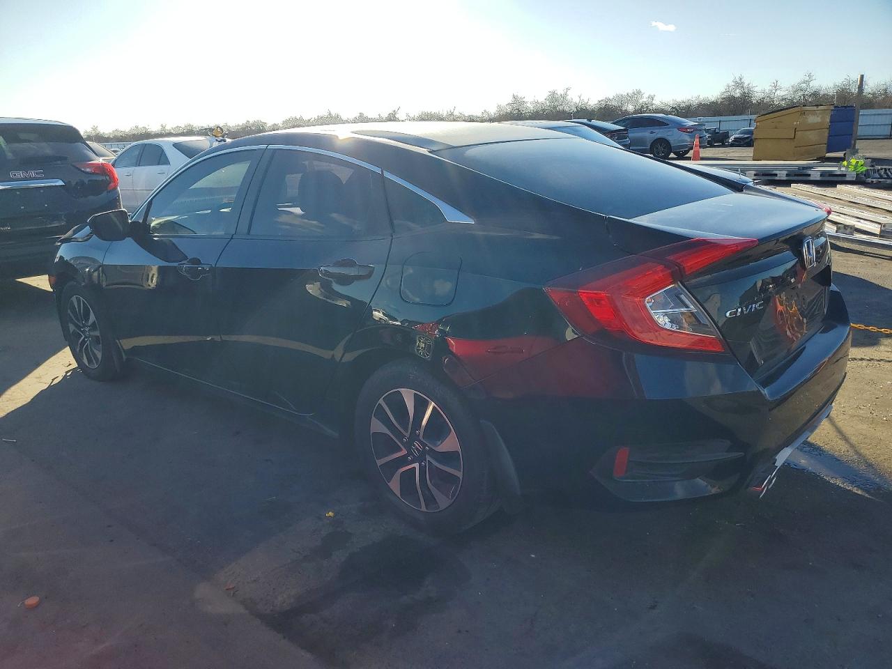 2020 HONDA CIVIC LX photo 2