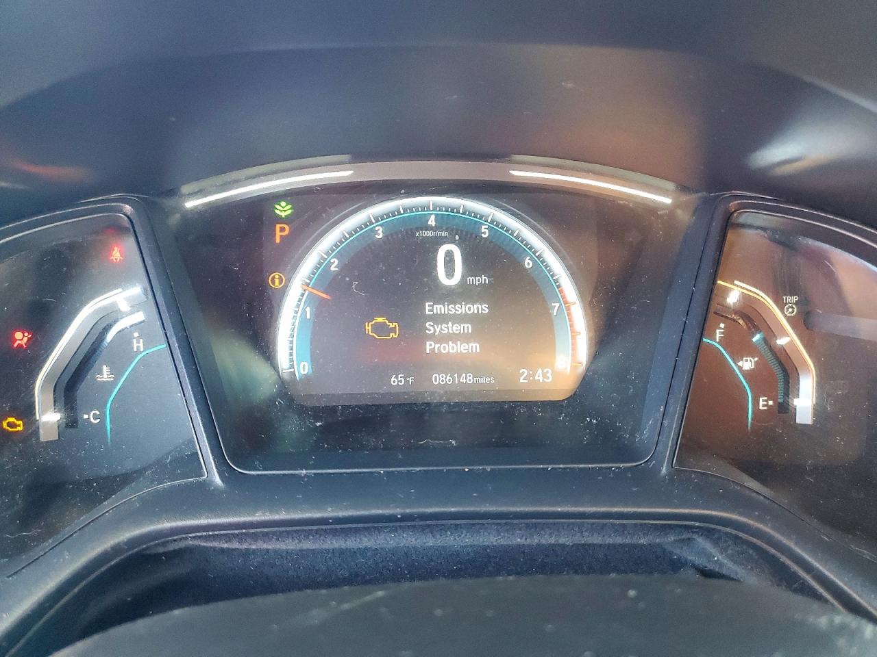 2020 HONDA CIVIC LX photo 9