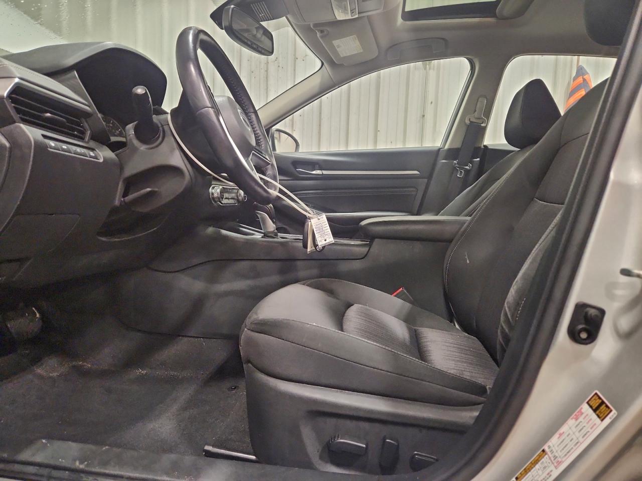 2019 NISSAN ALTIMA SV photo 7