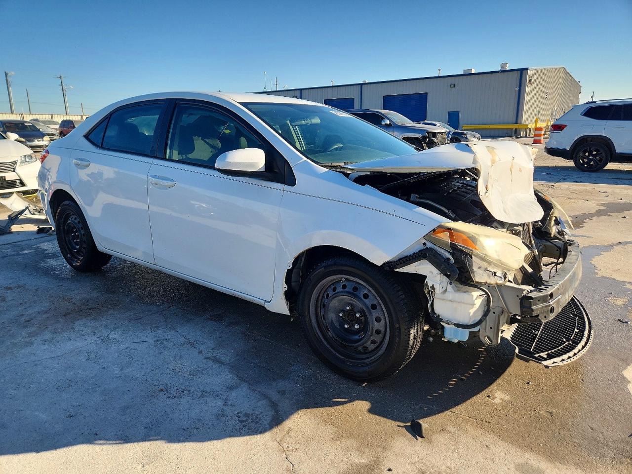 2015 TOYOTA COROLLA LE photo 4