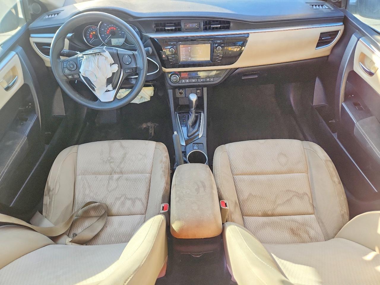 2015 TOYOTA COROLLA LE photo 8