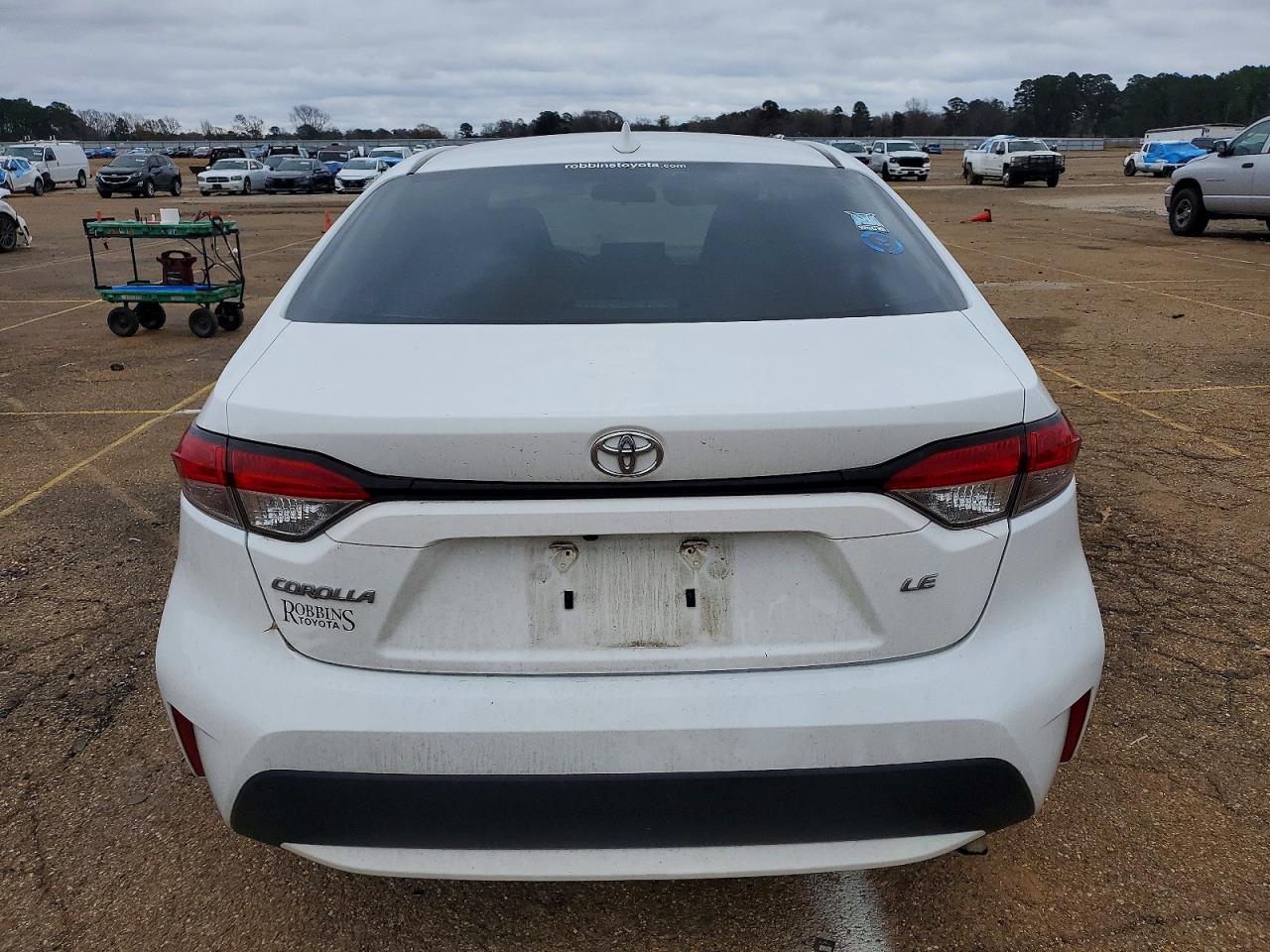 2020 TOYOTA COROLLA LE photo 6