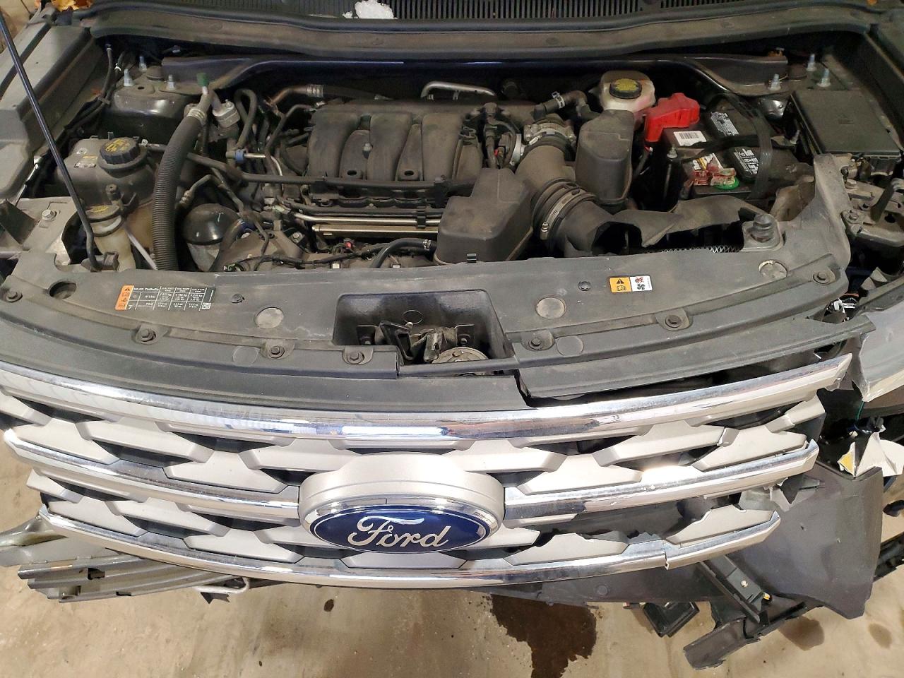 2018 FORD EXPLORER XLT photo 12