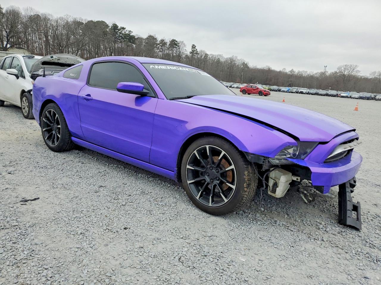 2013 FORD MUSTANG photo 4