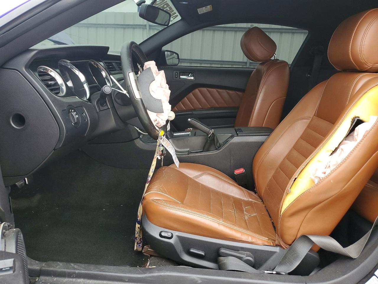 2013 FORD MUSTANG photo 7