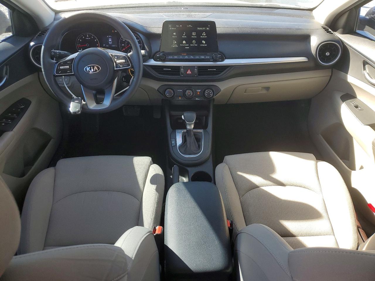 2021 KIA FORTE FE photo 8