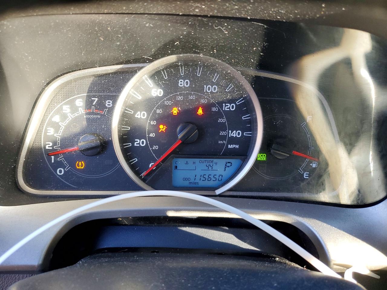 2013 TOYOTA RAV4 XLE photo 17