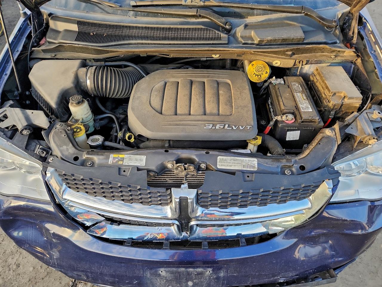 2015 DODGE GRAND CARAVAN SXT photo 12