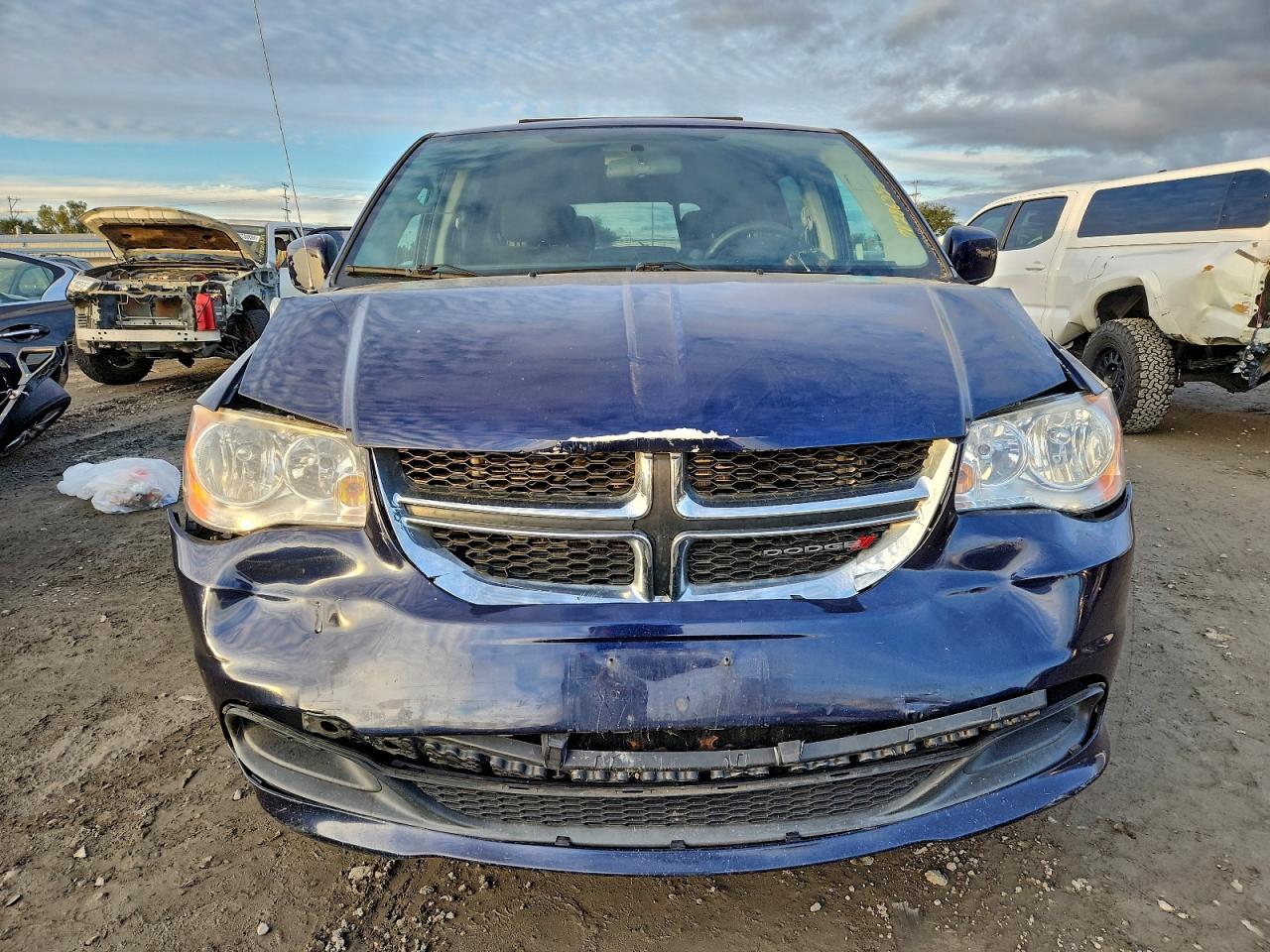 2015 DODGE GRAND CARAVAN SXT photo 5